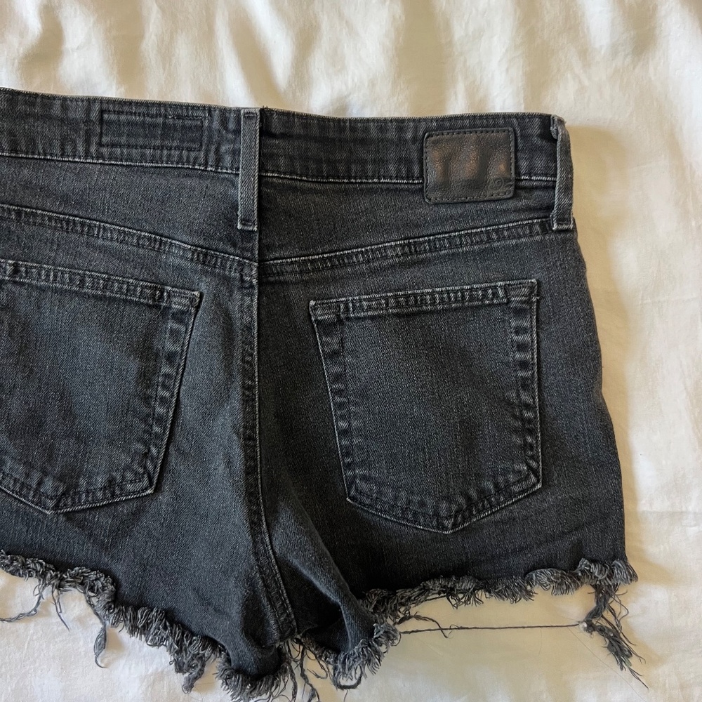 AG The Bryn black cut off shorts - Picture 2 of 5